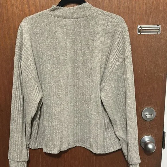 NWOT All in Favor Mock Neck Long Sleeve - Picture 6 of 6
